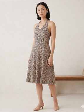 mushroom sheer chiffon cowl neck maxi dress Caira Scarf / Sage | MESHKI MODEL INFO Model is Happy 26th Birthday to Size:14 (12 US) Product ID:AP1D105287_AA002_M